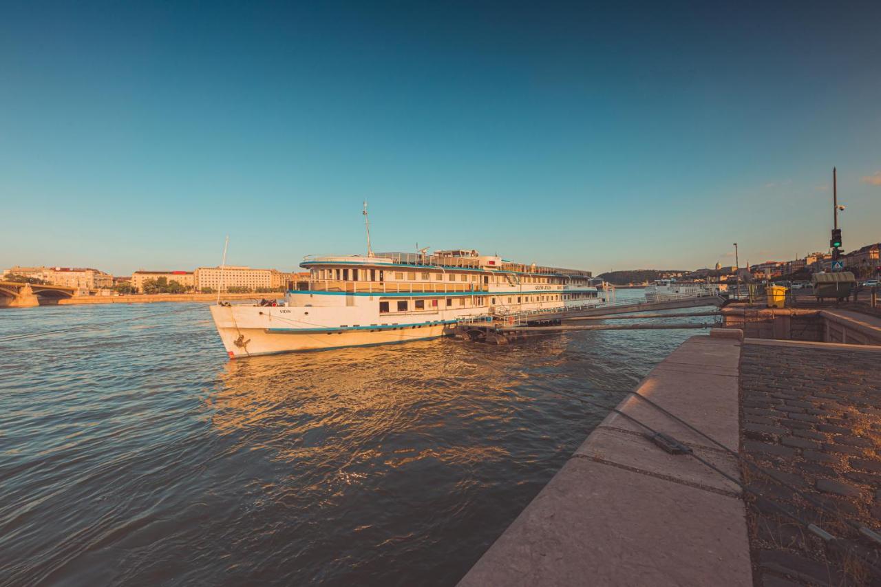 Grand Jules - Boat Hotel Budapest Exterior photo