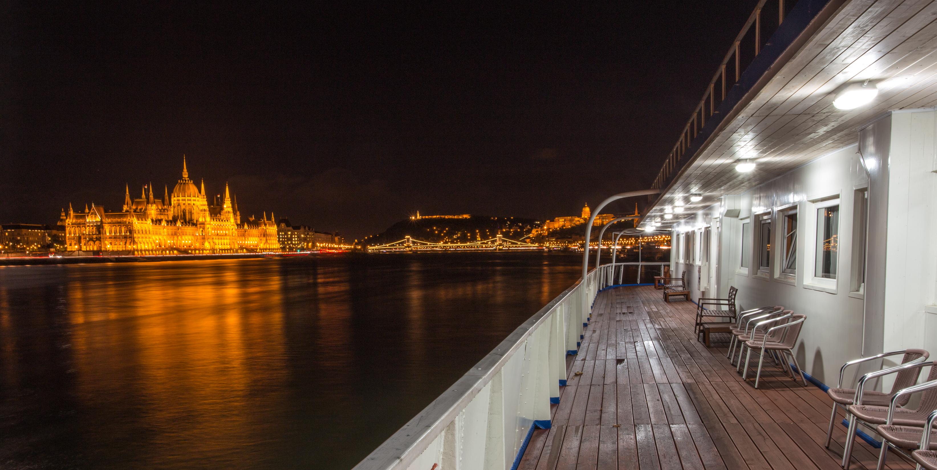 Grand Jules - Boat Hotel Budapest Exterior photo