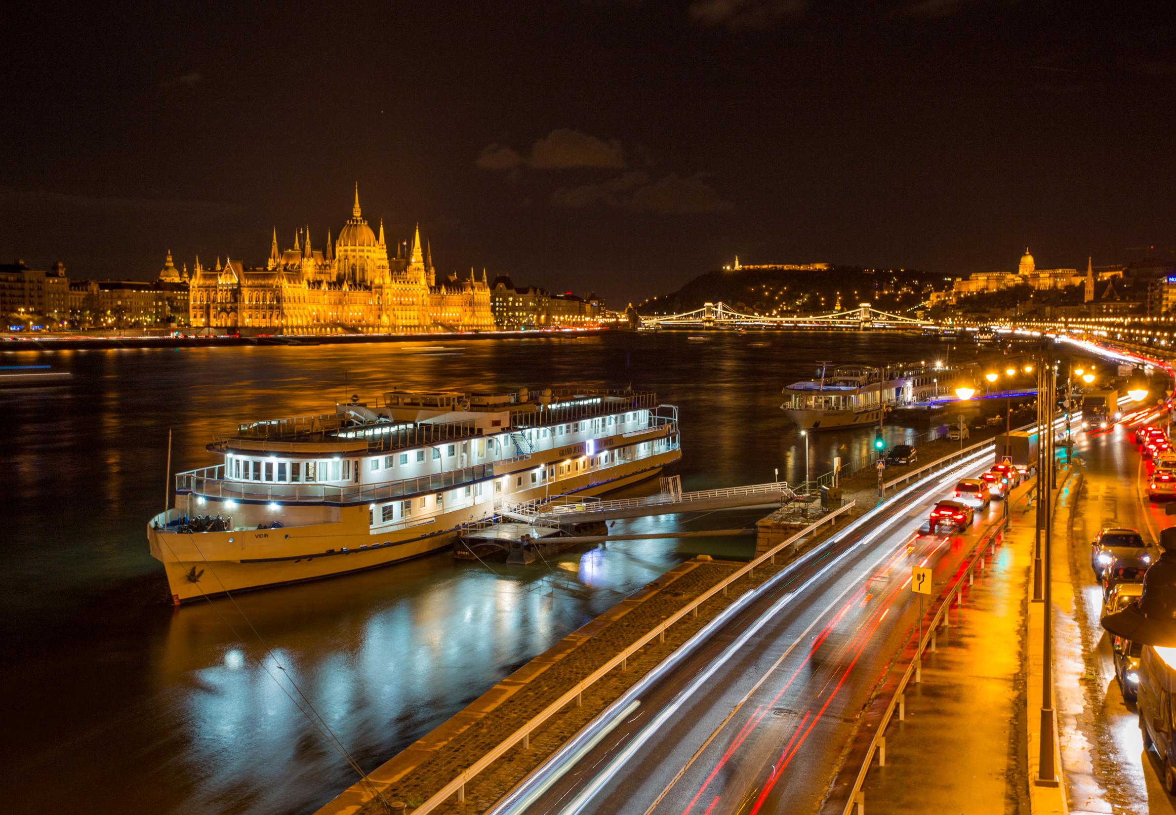 Grand Jules - Boat Hotel Budapest Exterior photo