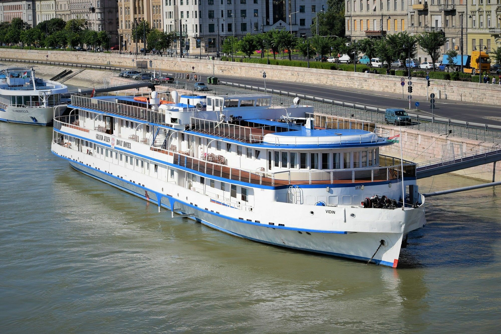 Grand Jules - Boat Hotel Budapest Exterior photo